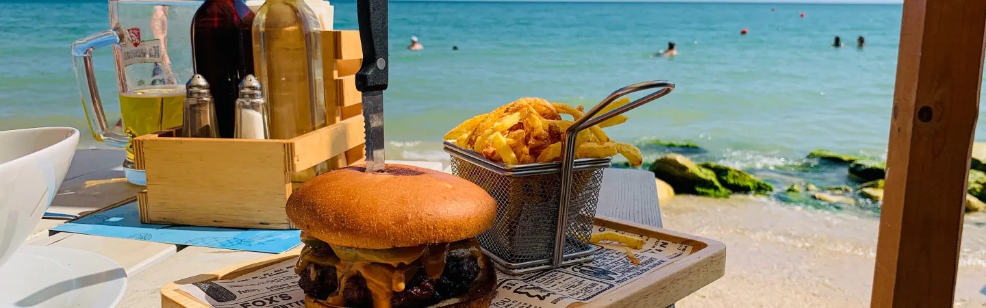 Florida's 5 Best Eateries That Won't Break the Bank