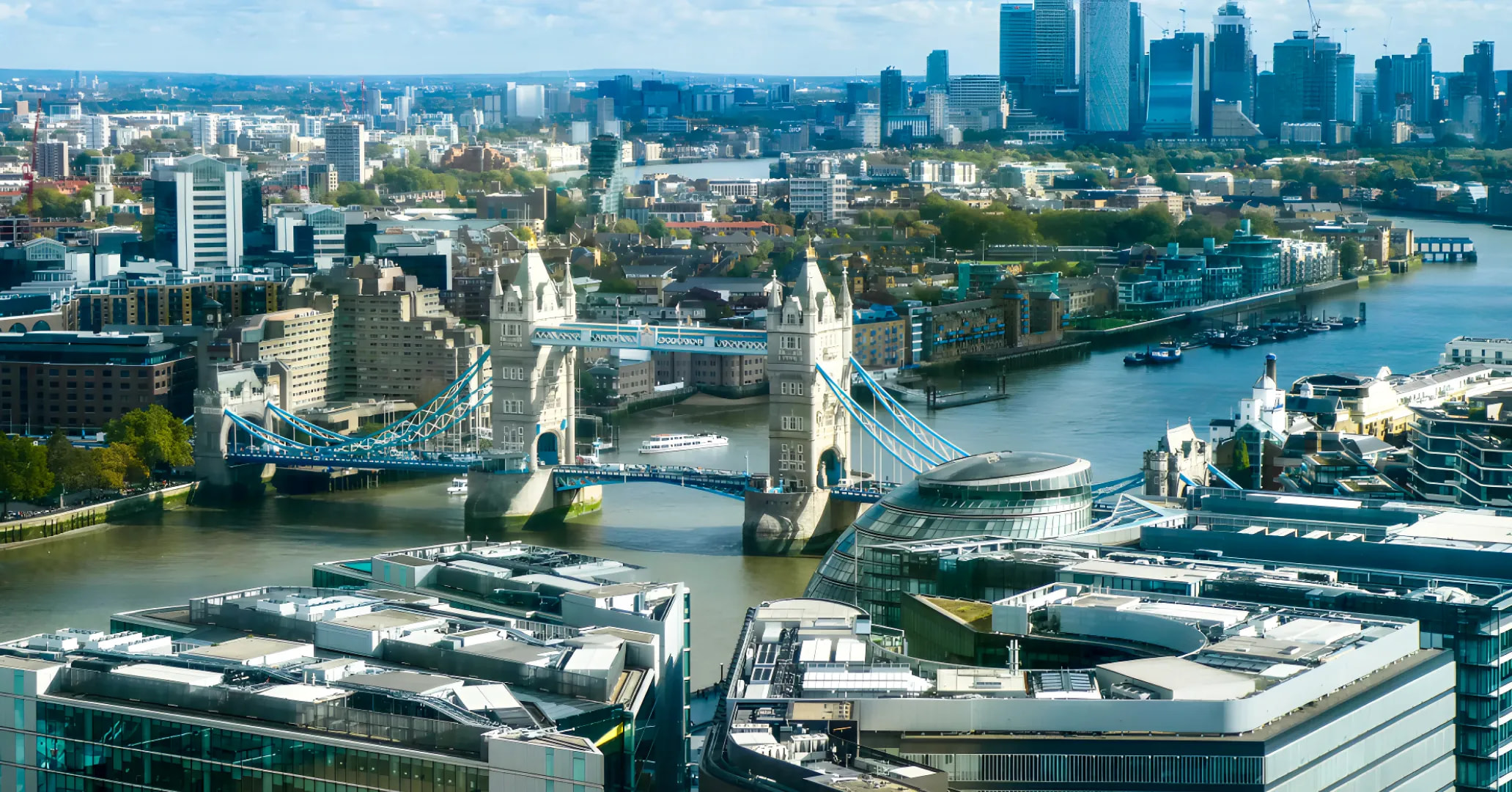 COMPLETE GUIDE: INSTANT CASH, DEFERRED PAYMENTS, AND ASSURED APPROVAL FINANCING IN THE UK